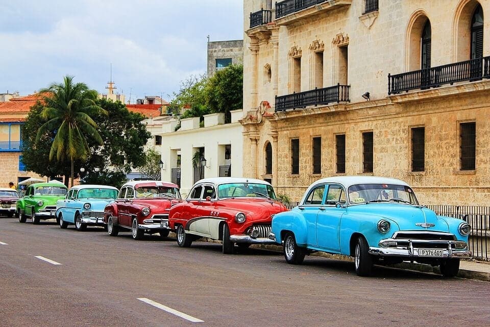 classic American cars in cuba