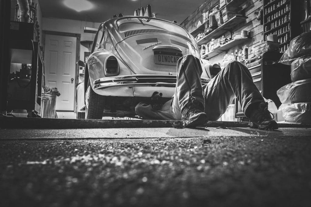 Set Up a Car Workshop in Your Garage