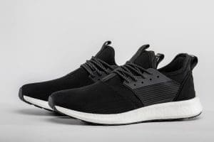 Waterproof-Sneakers-black-01_1800x1800