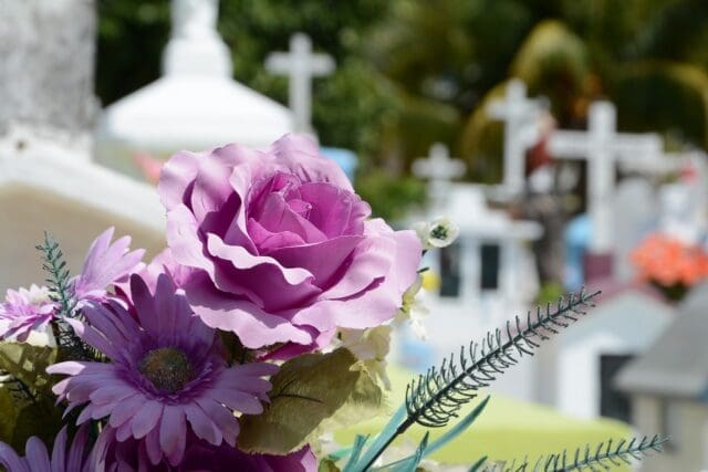 The Definitive Guide to Funeral Flowers
