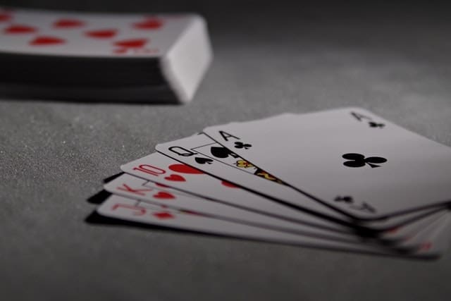 What Are the Basic Rules Of Euchre?